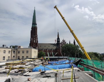 Konstrukcje wzmocnienia podciagu Szpital w Warszawie ul.Sierakowskiego 13